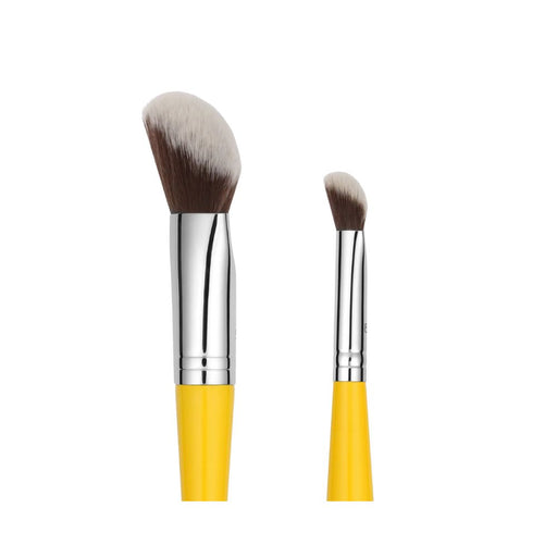 Bdellium Studio Brush 969 Double Ended Phase II / Phase III close up of both ends