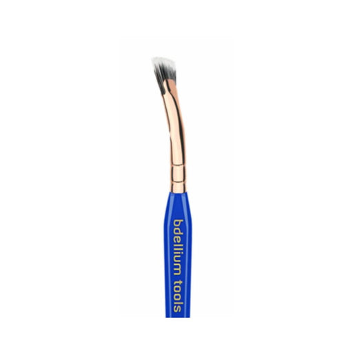 Bdellium Tools Golden Triangle Brush 730 Duet Fibre Bent Lash Fan close up
