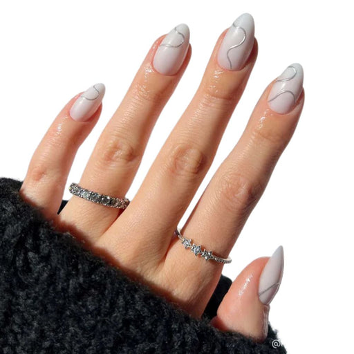 Glamnetic Press-On Nails Silent Night hand model