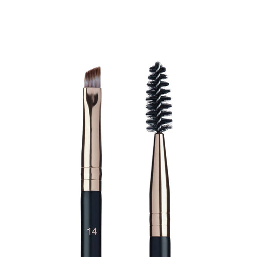 Anastasia Beverly Hills Brush #14 Angled Cut/Spooley close up of both ends