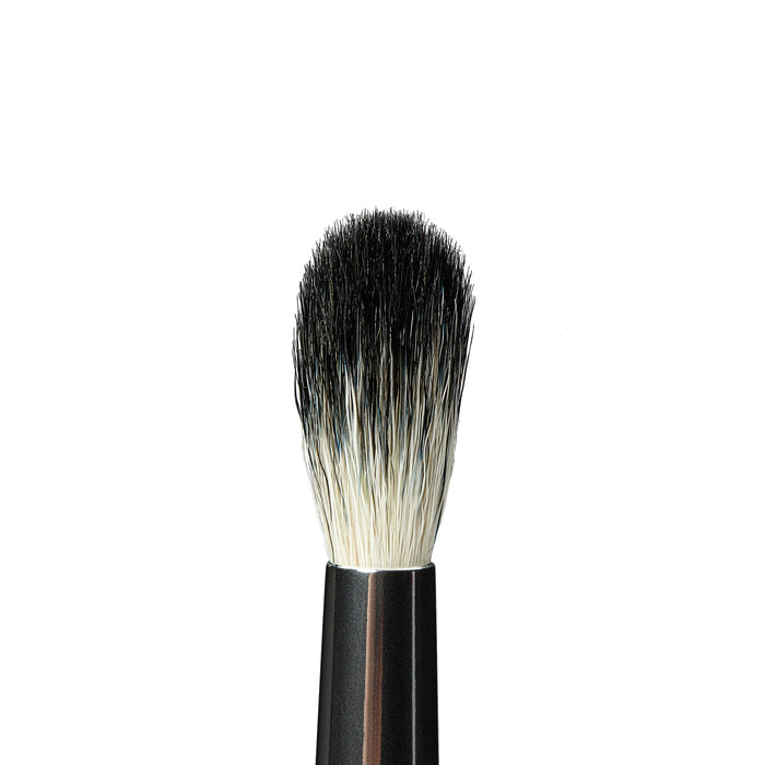 Anastasia Beverly Hills Pro Brush A25 Tapered Blending Brush Close Up