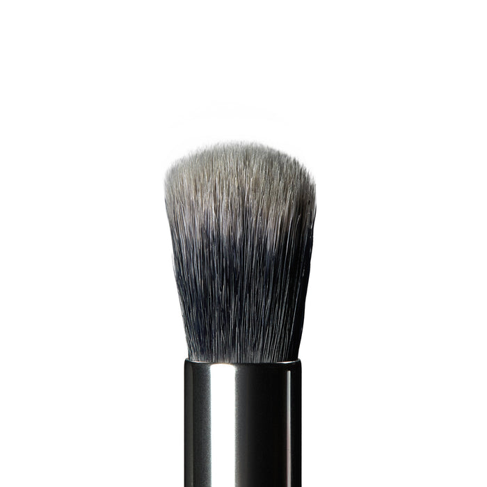 Anastasia Beverly Hills Pro Brush A6 Buff and Blend Brush Close Up