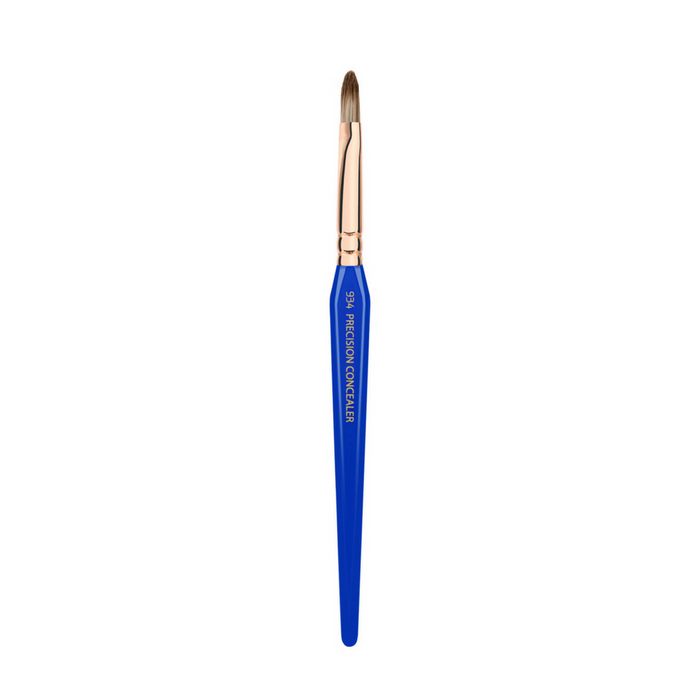 Bdellium Golden Triangle Brush 934 Precision Concealer