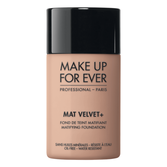 Make Up For Ever Mat Velvet + 30 Porcelain