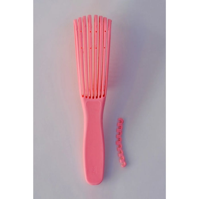 Rizos Curls Pink Detangling Flexi Brush Stylized 6